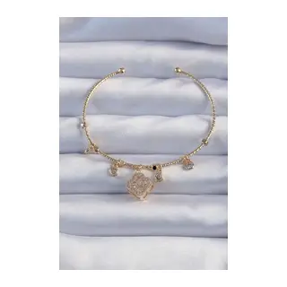 Pirinç Gold Renk Zirkon Taşlı Yonca Model Charm Bileklik
