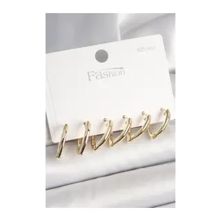 925 Ayar Gümüş Çivi Pirinç Gold Renk Üçgen Model Kadın Küpe Seti