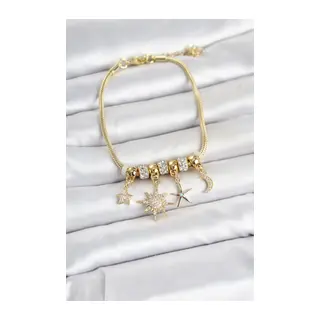 Pirinç Gold Renk Kutup Yıldızı Detaylı Charmlı Kadın Bileklik