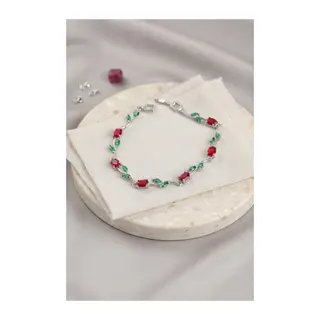 Pirinç Gümüş Renk Kırmızı Zirkon Taşlı Çiçek Model Kadın Bileklik