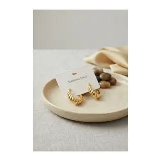 316L Çelik Gold Renk Kıvrımlı Halka Model Küpe