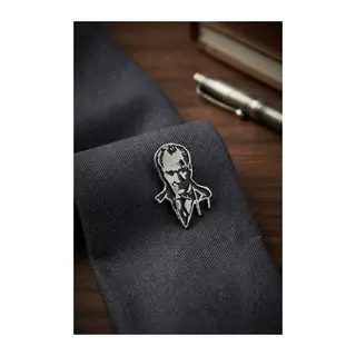 Atatürk Porte Gümüş Renk Pirinç Broş