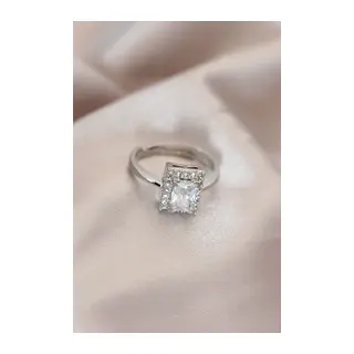 Ayarlamalı Silver Renk Metal Zirkon ve Kristal Taşlı Dikdörtgen Model Yüzük