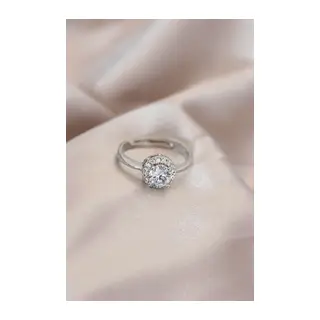Ayarlamalı Gümüş Renk Metal Zirkon ve Kristal Taşlı Oval Model Yüzük