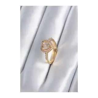 Pirinç Gold Renk Zirkon Taşlı Kalp Charm Model Kadın Yüzük