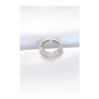 Sıralı Baget Taşlı Silver Renk Ayarlanabilir Yüzük
