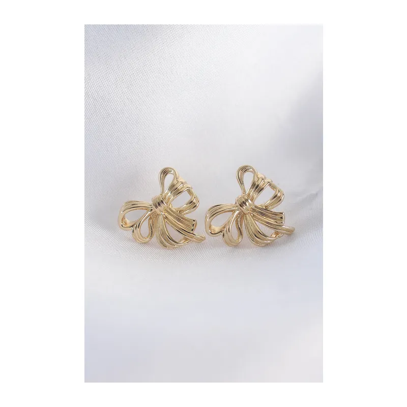 Pirinç Gold Renk Fiyonk Küpe