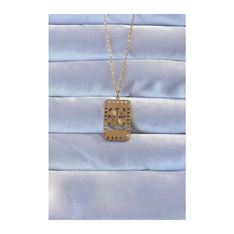 316L Çelik Gold Renk İşlemeli Yonca Model Vintage Kolye