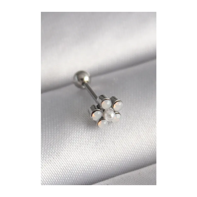 316L Çelik Gümüş Renk Zirkon Taşlı Çiçek Model Tragus Piercing
