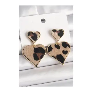Pirinç Gold Renk Sallantı Leopar Kalp Model Kadın Küpe