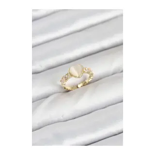 Pirinç Gold Renk Zirkon Taşlı Kalpli Kadın Yüzük