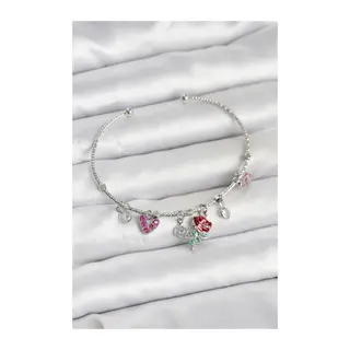 Gül Charmlı Gümüş Renk Pirinç Kadın Bileklik