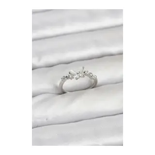 Kelebek Model Gümüş Renk Pirinç Kadın Yüzük
