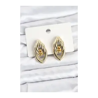 Pirinç Gold Renk Sarmal Damla Model Vintage Kadın Küpe