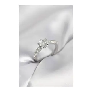 Tek Taş Model Zirkon Taşlı Gümüş Renk Kadın Yüzük