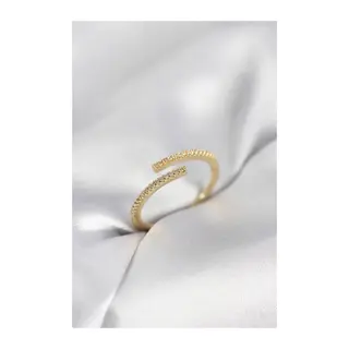 Gold Renk Zirkon Taşlı Yılan Tarz Kadın Yüzük