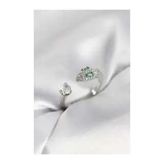 Yılan Model Zirkon Taşlı Gümüş Renk Kadın Yüzük