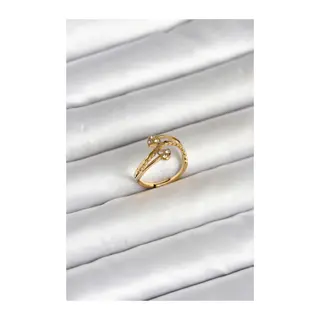 316L Çelik Gold Renk Zirkon Taşlı Kalp Model Kadın Yüzük