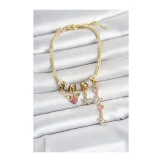 Pirinç Gold Renk Kalp ve Çiçek Detaylı Charmlı Kadın Bileklik