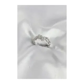 Gümüş Renk Pirinç Ritim Model Zirkon Taşlı Kadın Yüzük