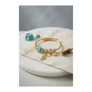 Mavi Kedi Model Gold Renk Charmlı Bileklik