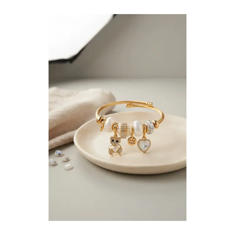 Tedy Bear Model Gold Renk Beyaz Charmlı Bileklik