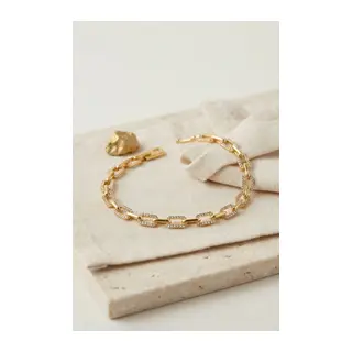 Gold Renk Pirinç Sıralı Kare Model Zirkon Taşlı Bileklik