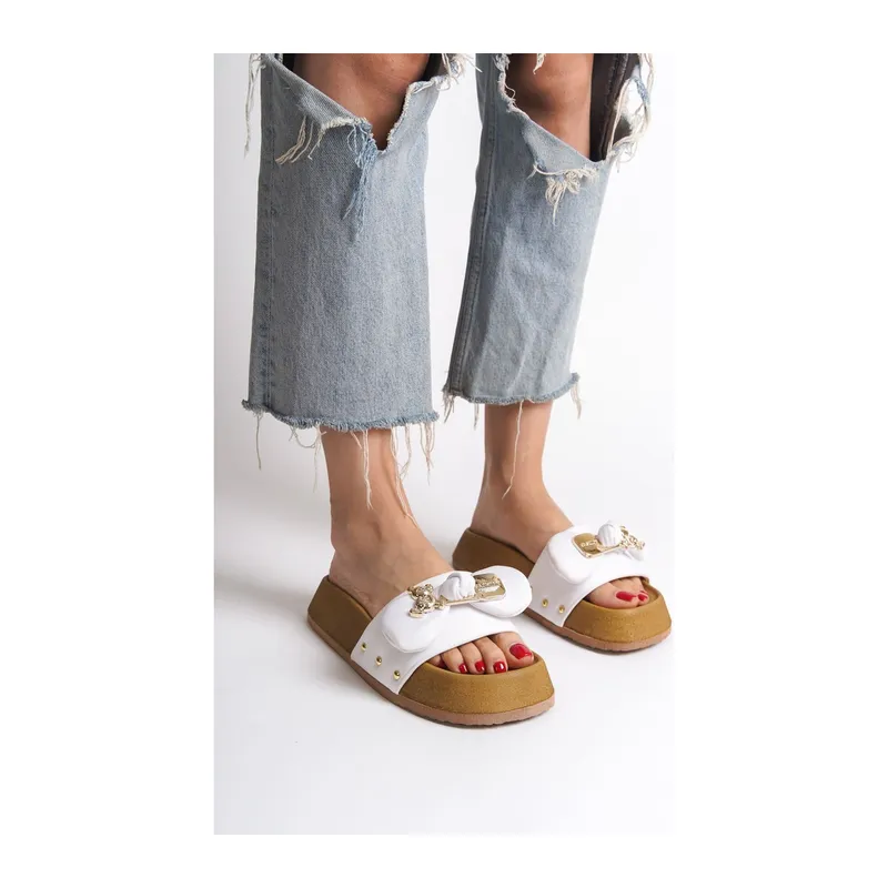 DILA Kalın ve Ortopedik Taban Ayıcıklı Saten Kadın Terlik SKT - Beyaz