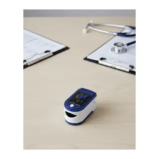 Kolay Kullanımlı Parmak Tipi Pulse Oksimetre Ev Tipi Kullanım