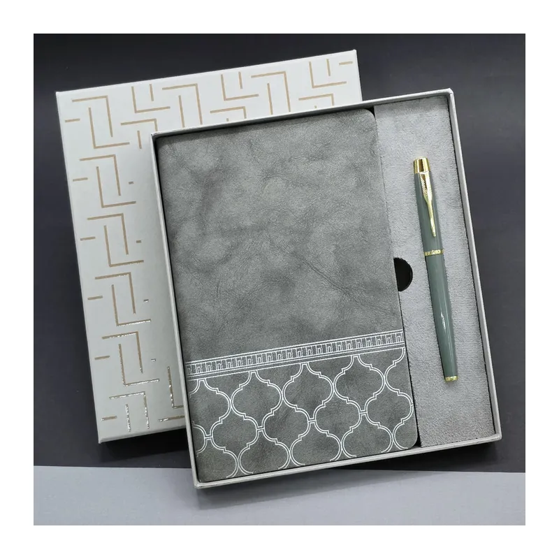 Gri Renk Defter Ve Metal Roller Kalem Seti