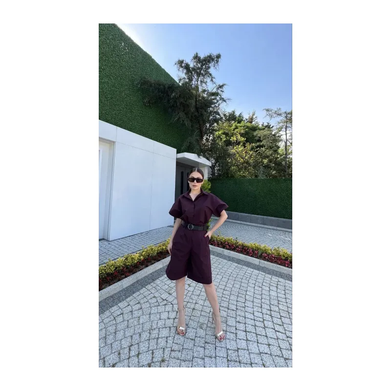 Yakalı Gömlek Kemerli Şortlu Takım - Bordo