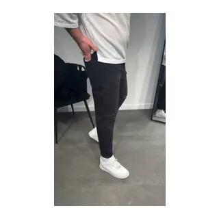 Erkek Siyah Dizi Yırtık Boyfriend Jean