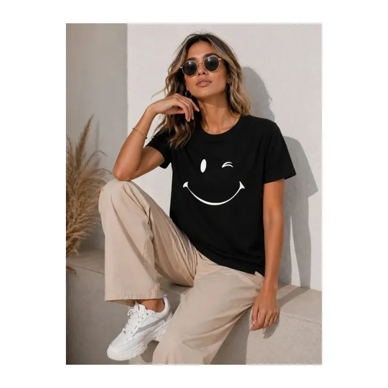 Minimal Gülümseyen Yüz Baskılı Tişört Kısa Kol Yazlık T-Shirt - Siyah