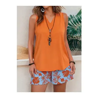 Kadın Askılı V Yakalı Sandy Bluz Ve Desenli Short Ikili Takım