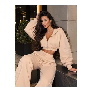 Kadın Taş Baskı Detaylı Fermuarlı Crop Sweatshirt Ve Geniş Paça Eşofman Takımı