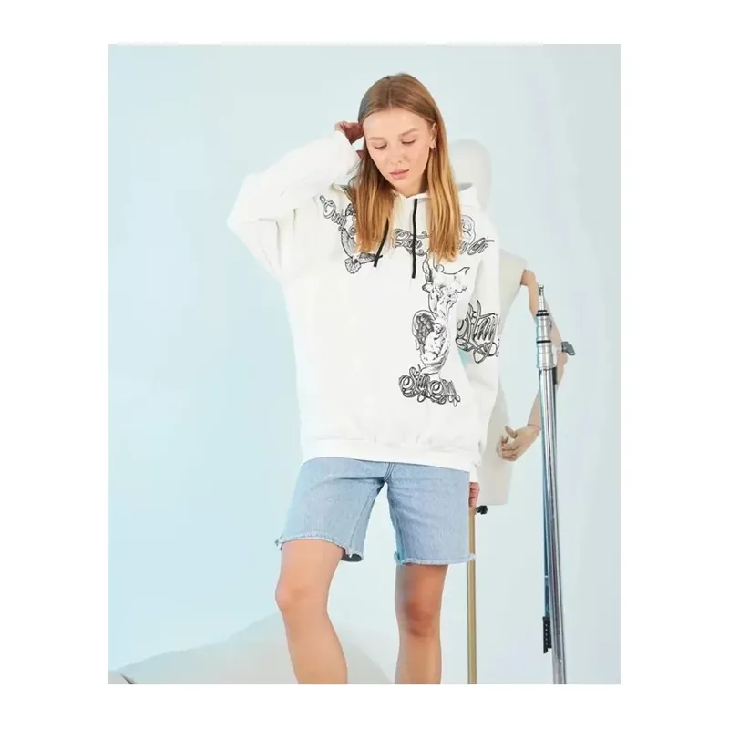 Kapüşonlu Strong Heykel Baskılı Sweatshirt - Beyaz